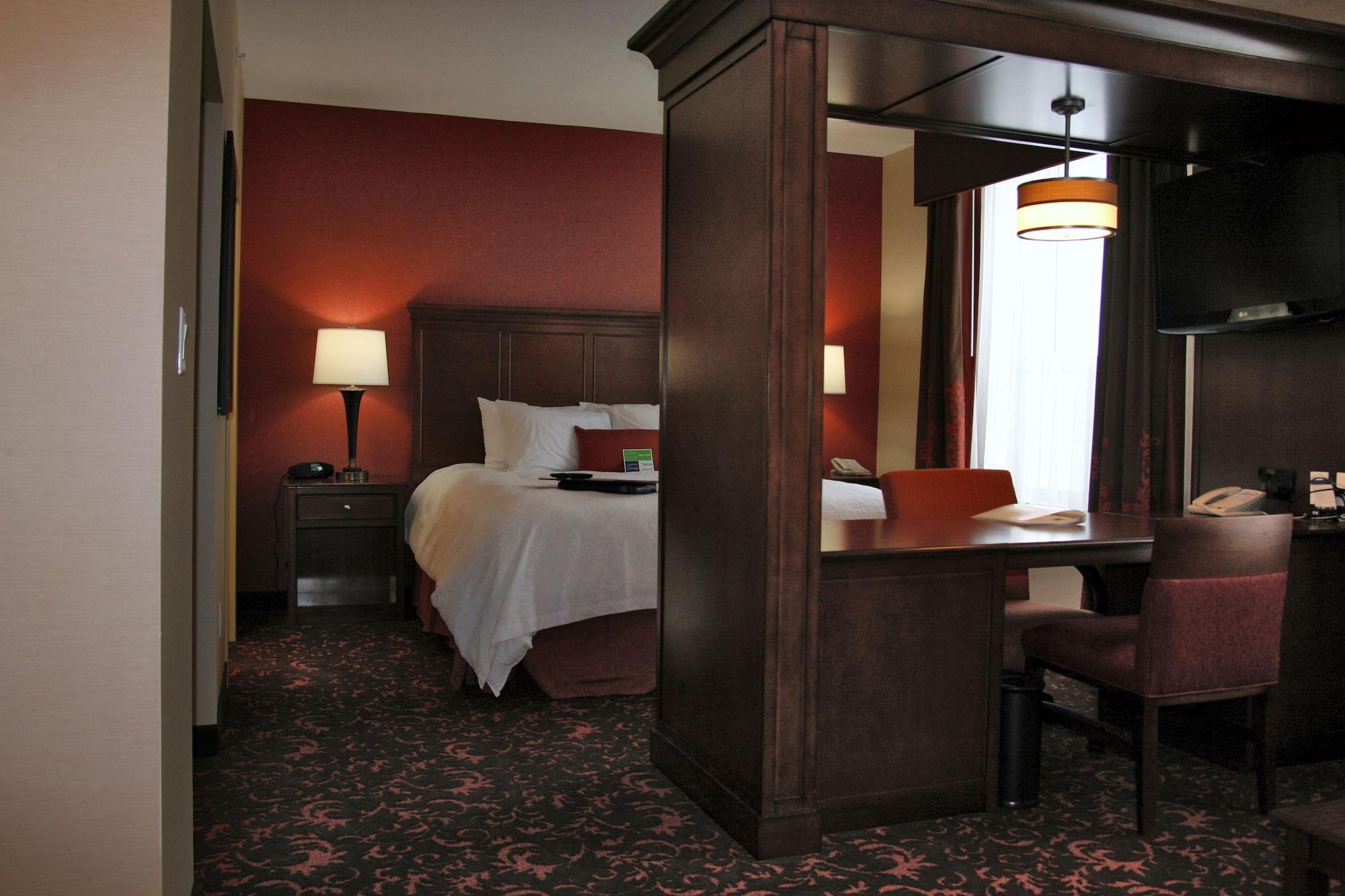 Hampton Inn By Hilton Edmonton South Exteriör bild