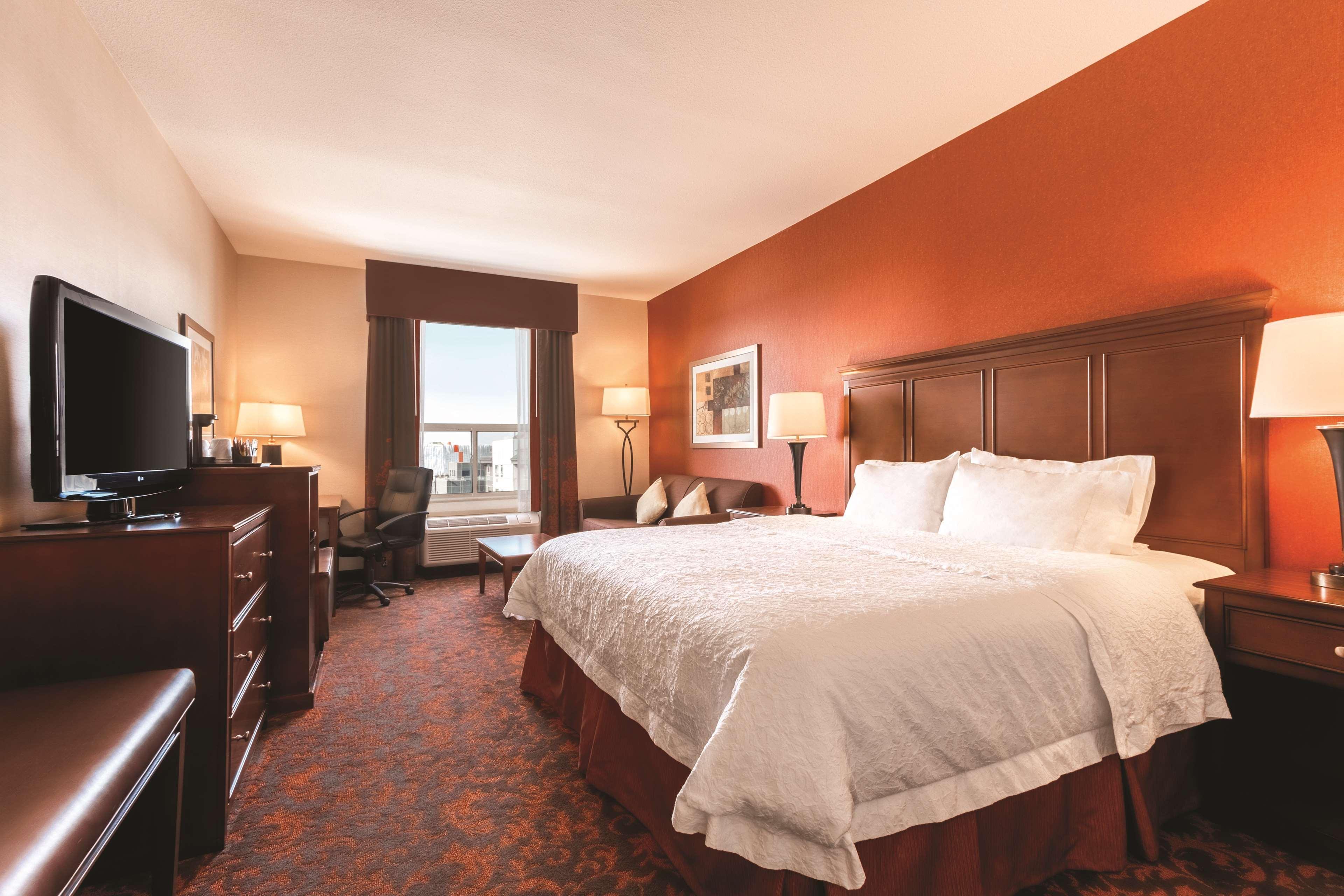 Hampton Inn By Hilton Edmonton South Exteriör bild