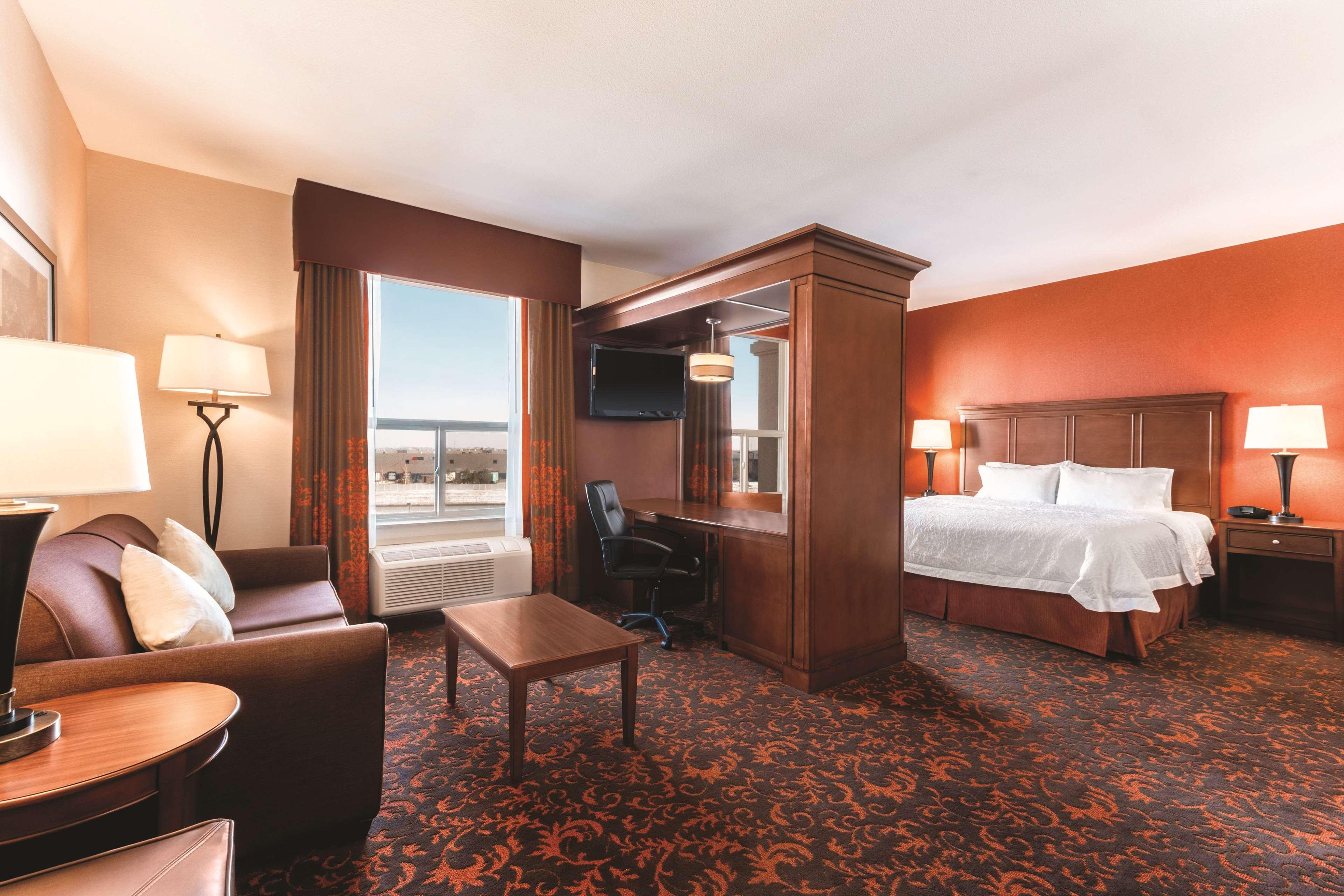 Hampton Inn By Hilton Edmonton South Exteriör bild
