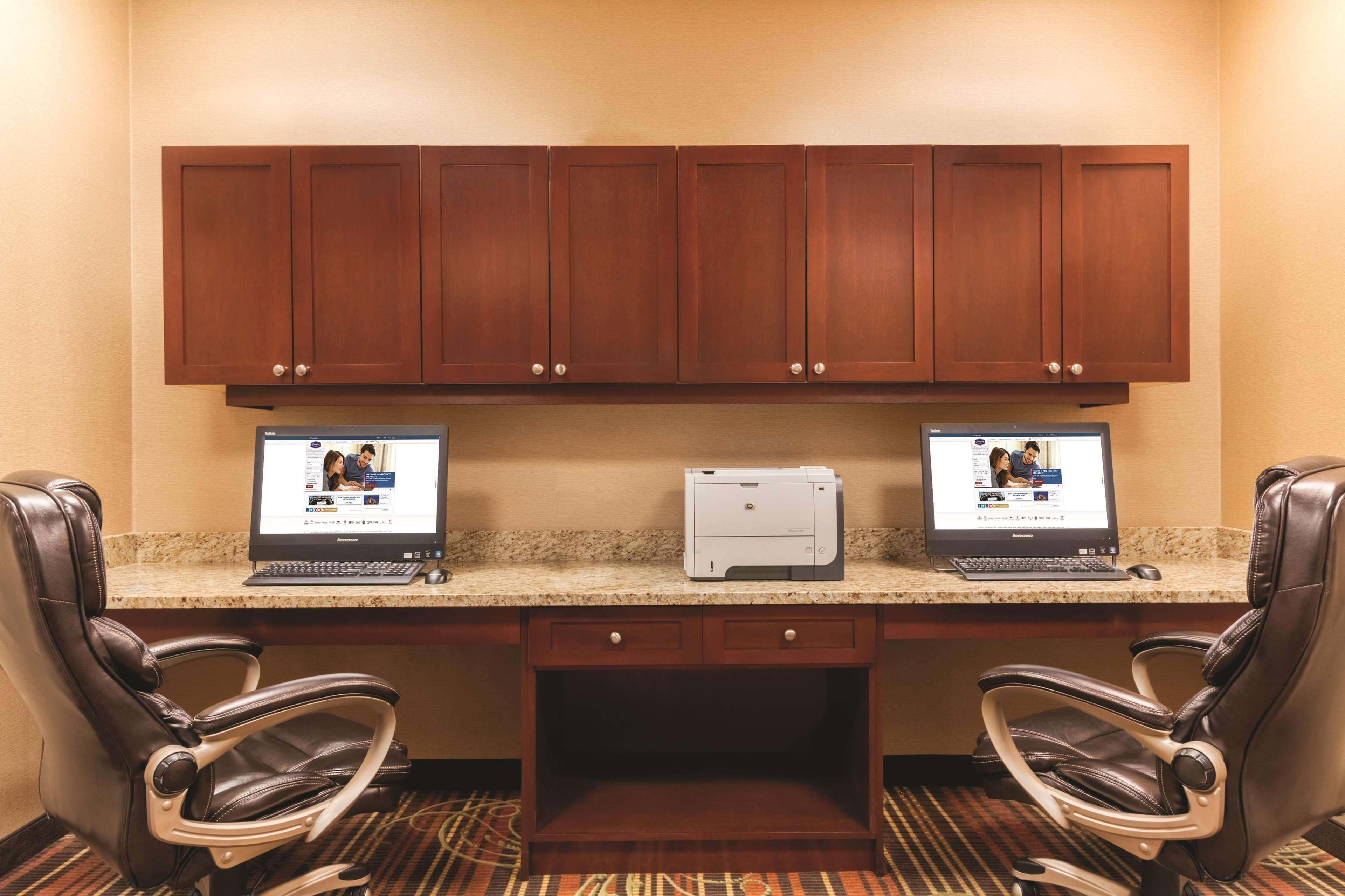 Hampton Inn By Hilton Edmonton South Exteriör bild