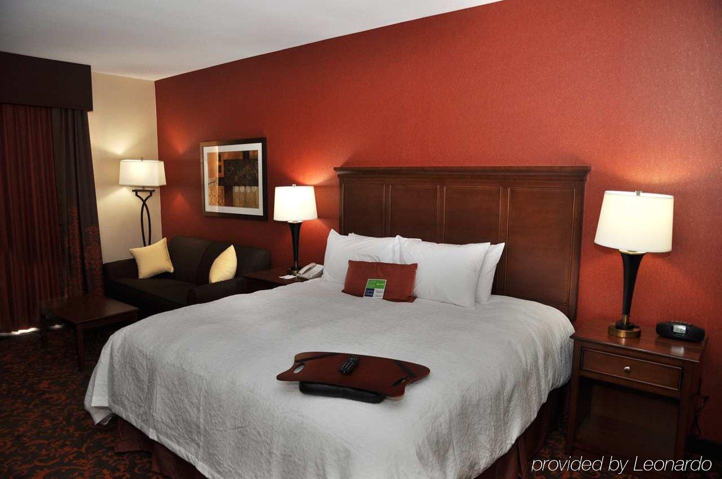 Hampton Inn By Hilton Edmonton South Rum bild